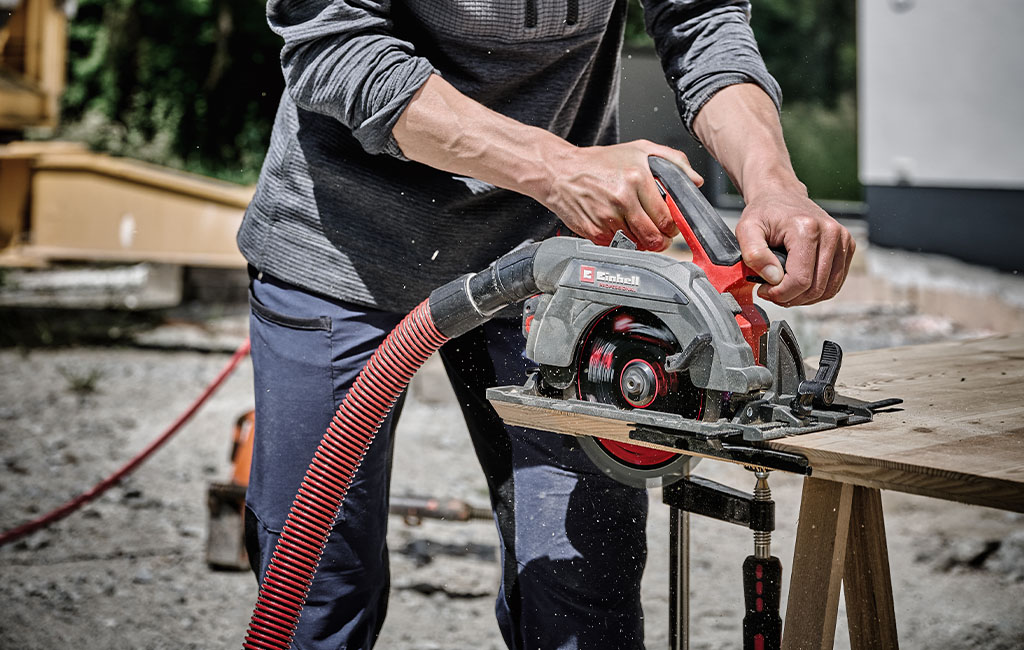 Handheld circular saw cordless sale