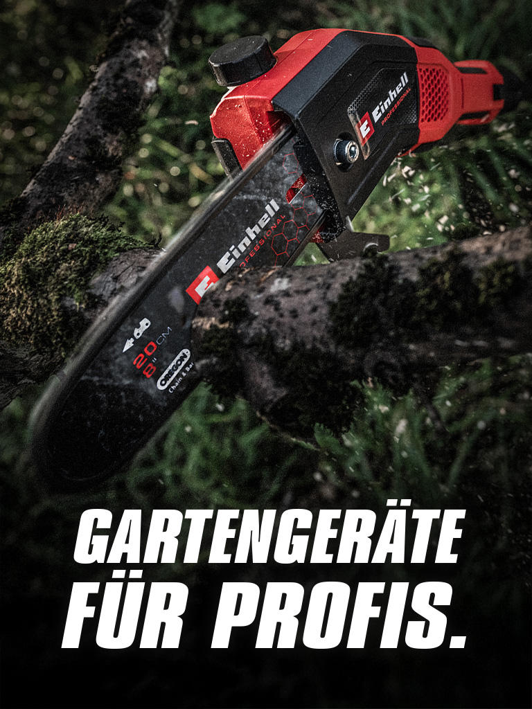 Eine rote Akku-Kettensäge schneidet durch einen Ast, mit dem Text "Gartengeräte für Profis".