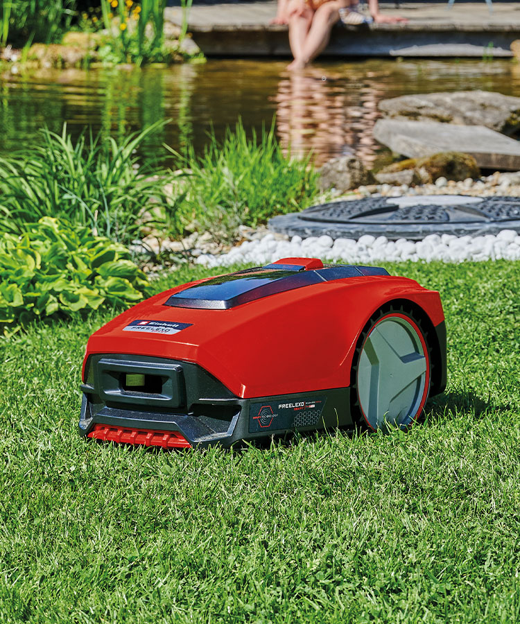 Smart best sale mower robot